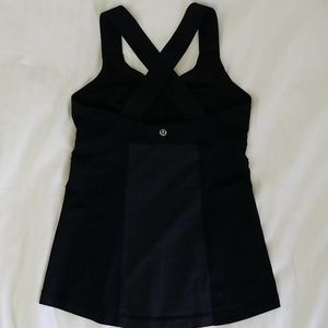 Preloved Lululemon top, size 6